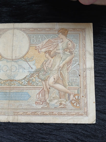 100 cent francs.  France.  1939