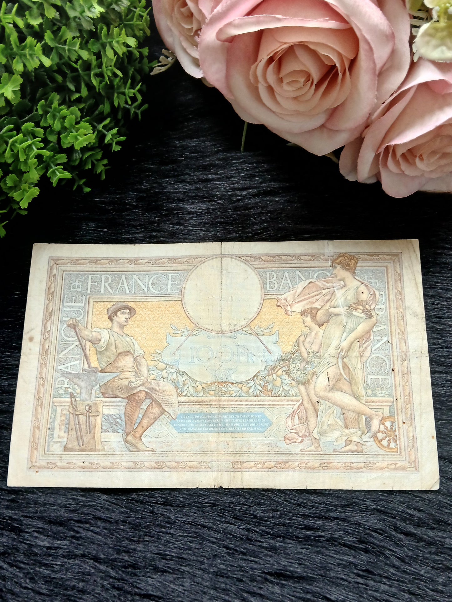 100 cent francs.  France.  1939