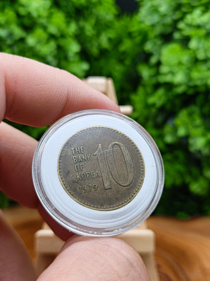 10 Won . South Korea . 1979