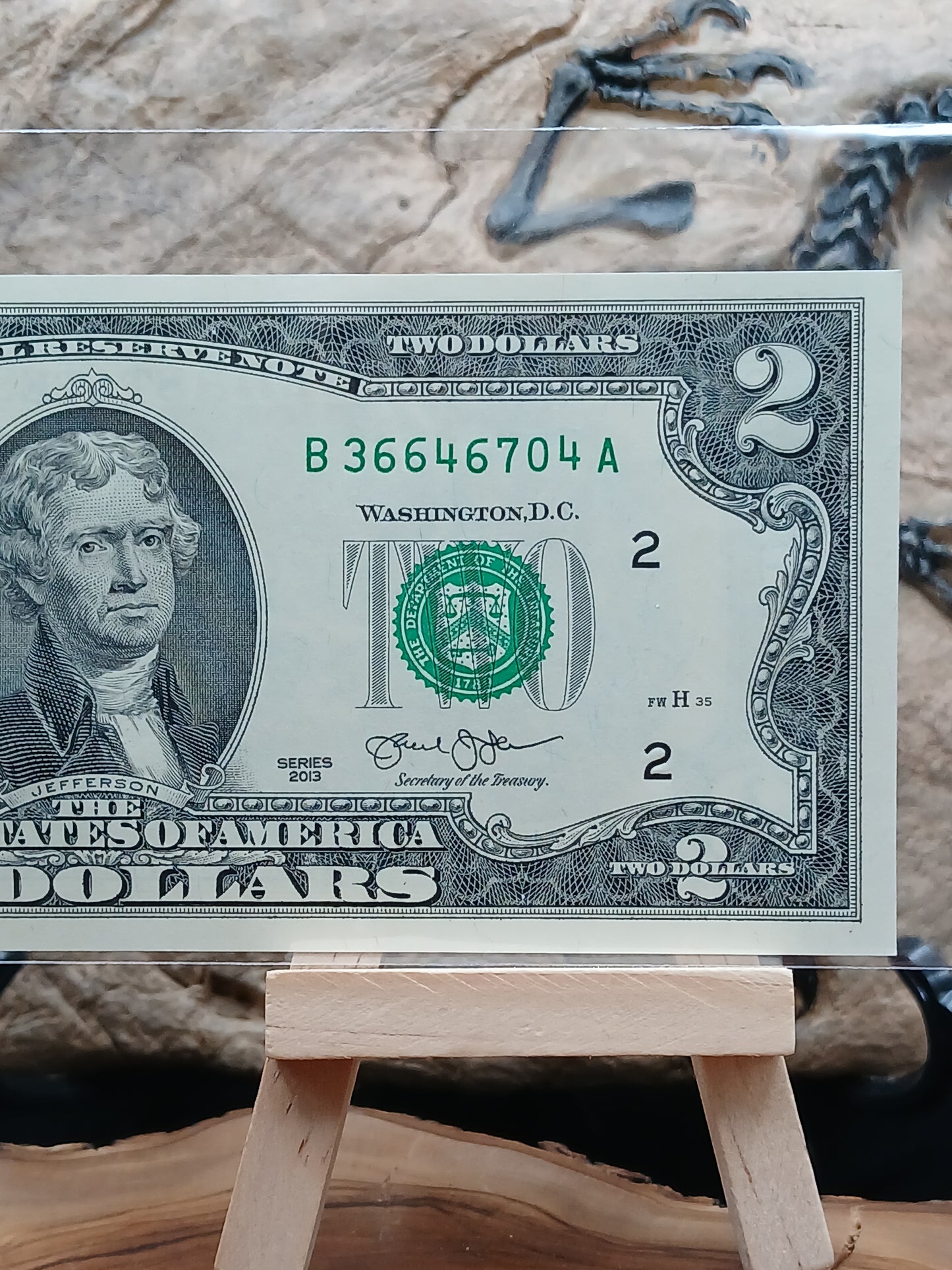 2 American dollars . 2013