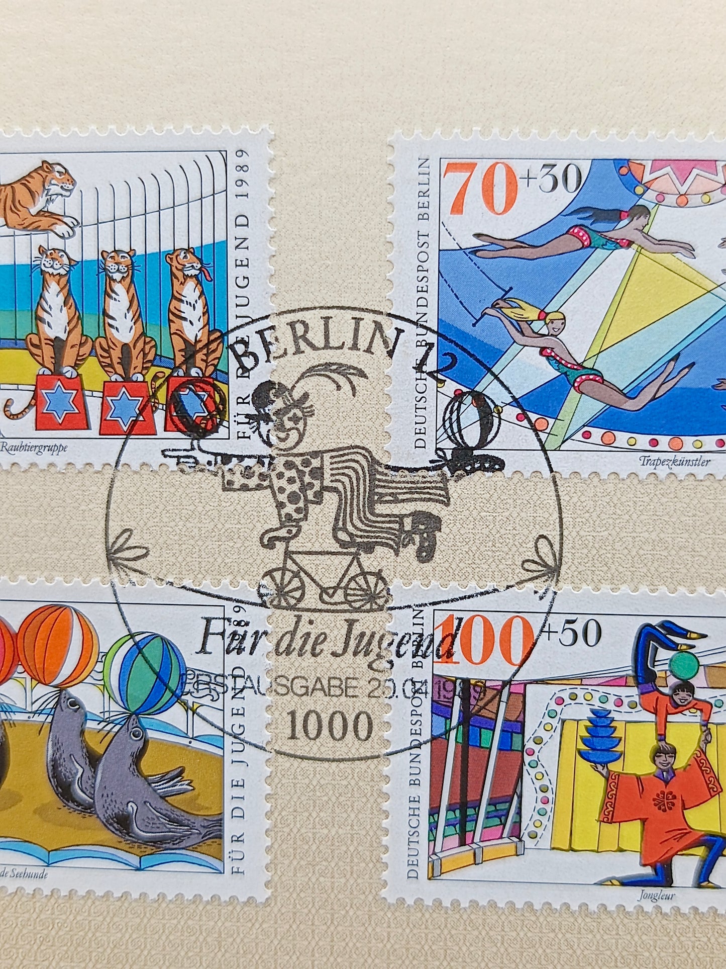The Colorful World of the Circus: "Für die Jugend 1989" Series